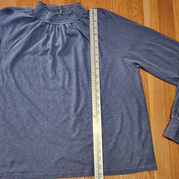Sundry for Evereve Blue-Grey High Neck Puff Sleeve Raglan Smocked Knit Top Sz M - Picture 5 of 8
